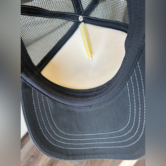 NWOT Duo of 2 Billabong California  Love Pitstop Trucker Hats- Never Worn! - Picture 12 of 14